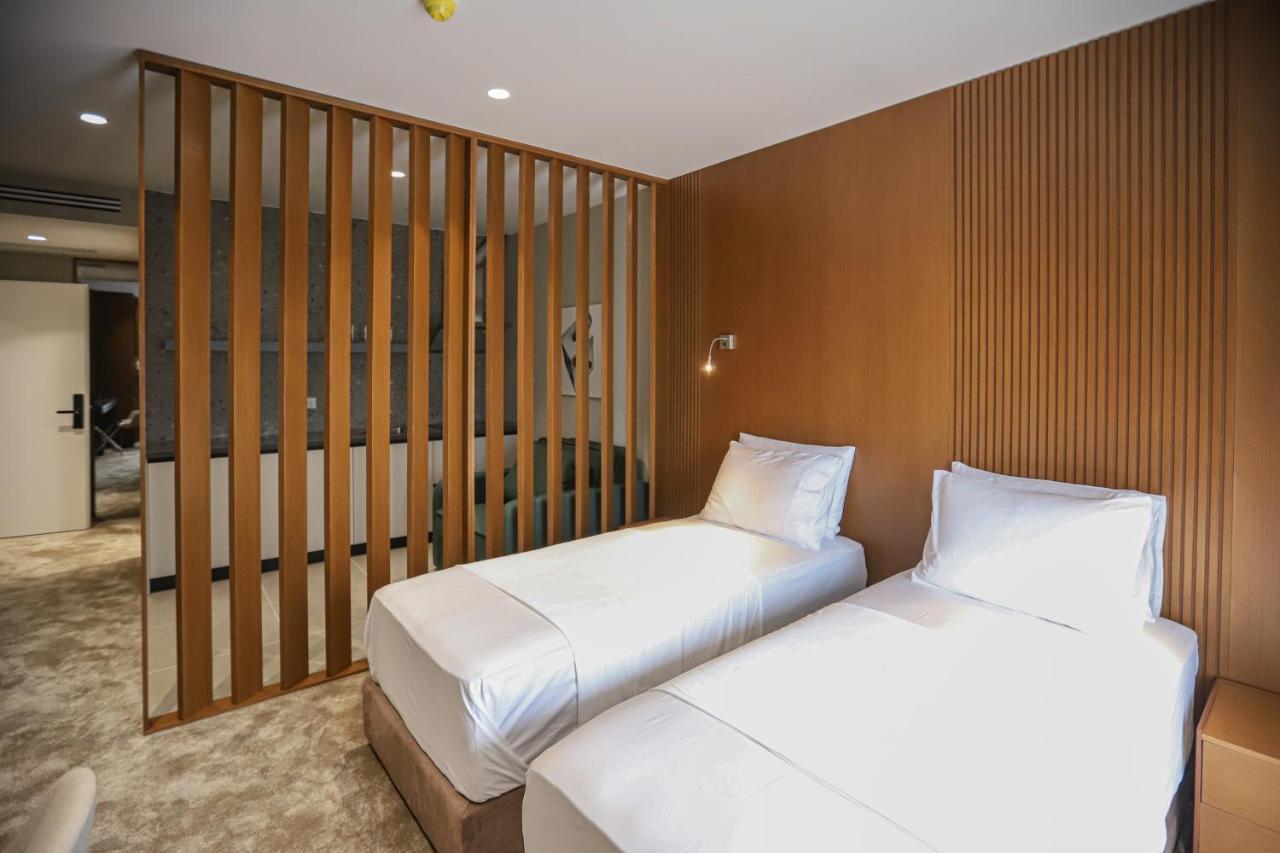 Urbanin Apartment & Hotel Tirana Buitenkant foto