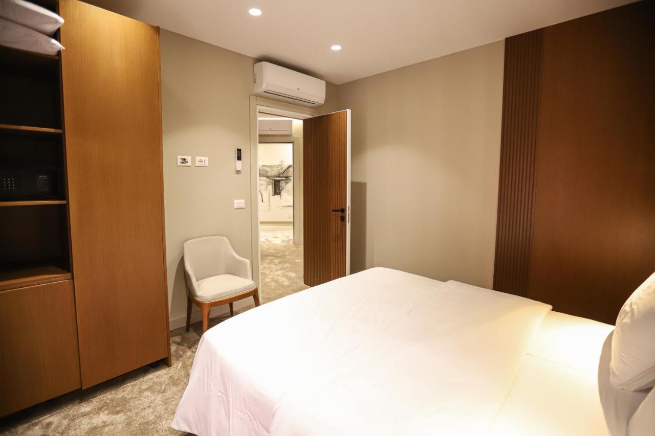 Urbanin Apartment & Hotel Tirana Buitenkant foto